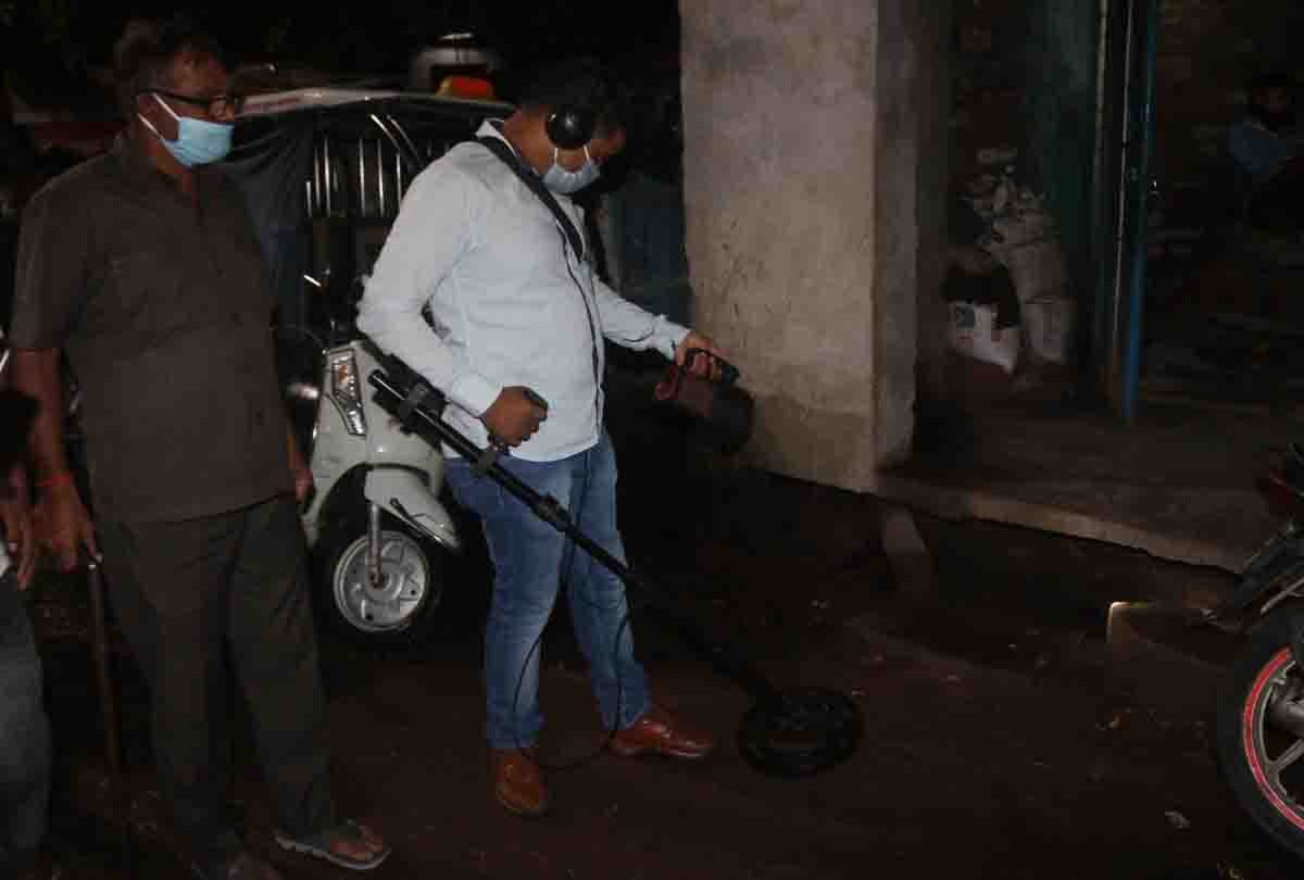 Bomb blast in Kanpur amid terrorist threats in UP