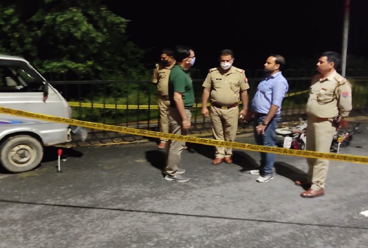 Encounter between police and miscreant in Etawah