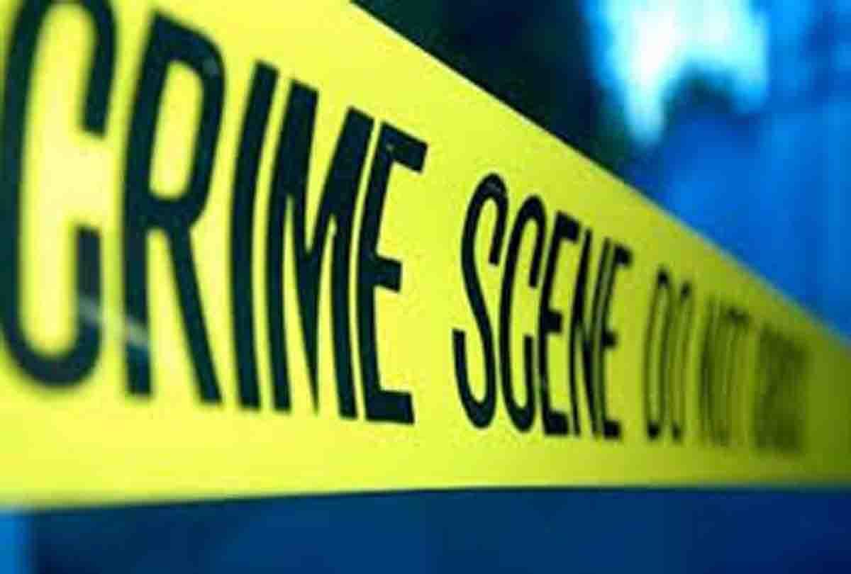 Two drunken brothers beat the elder brother with baton and killed him
