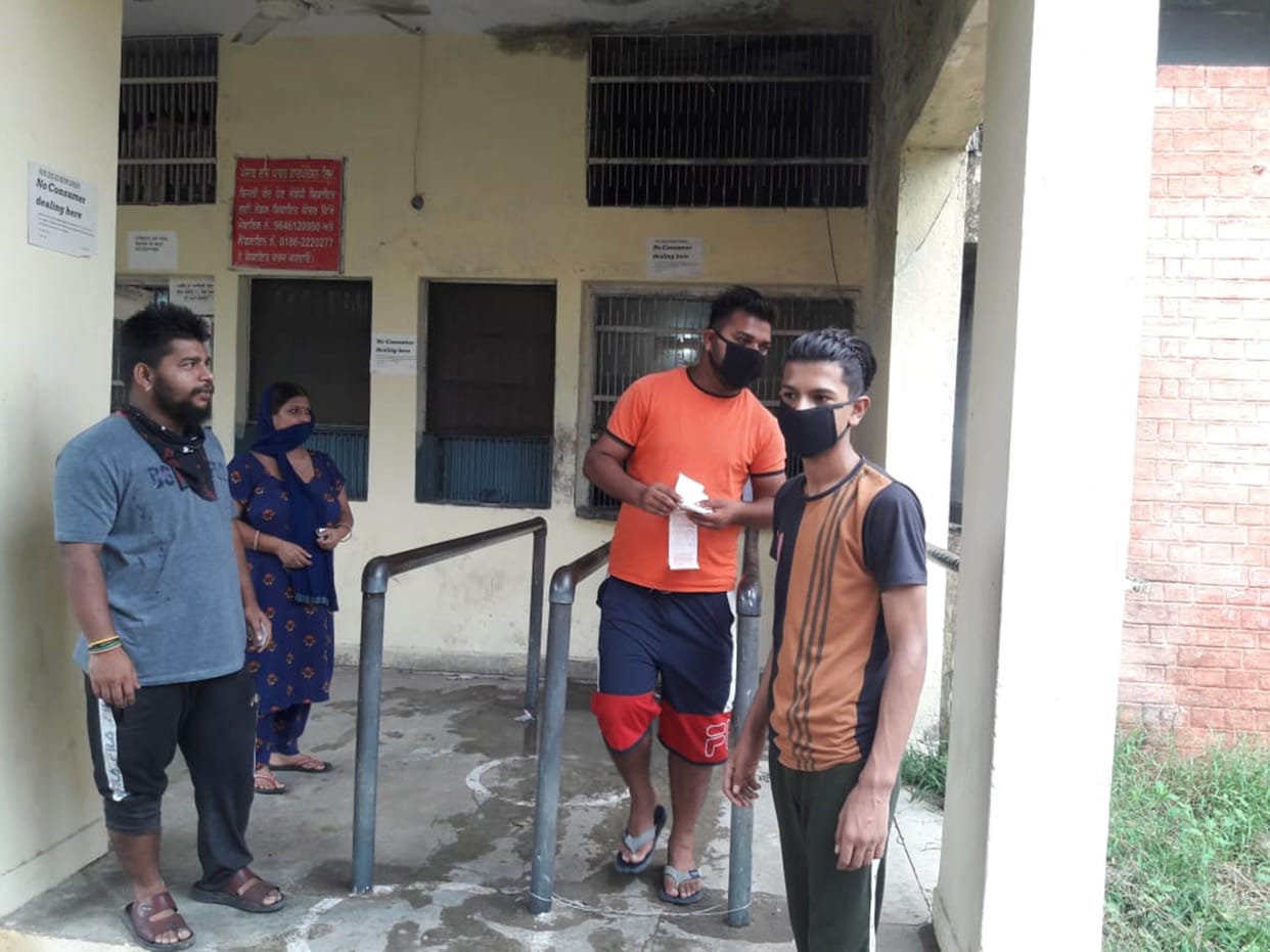 lightning falls on Powercom server, cash counter closed in pathankot