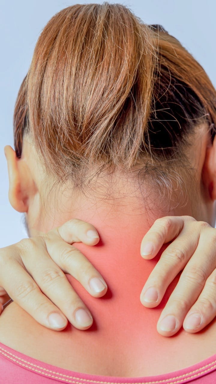 Cervical and sciatica problems are increasing among people in Firozabad