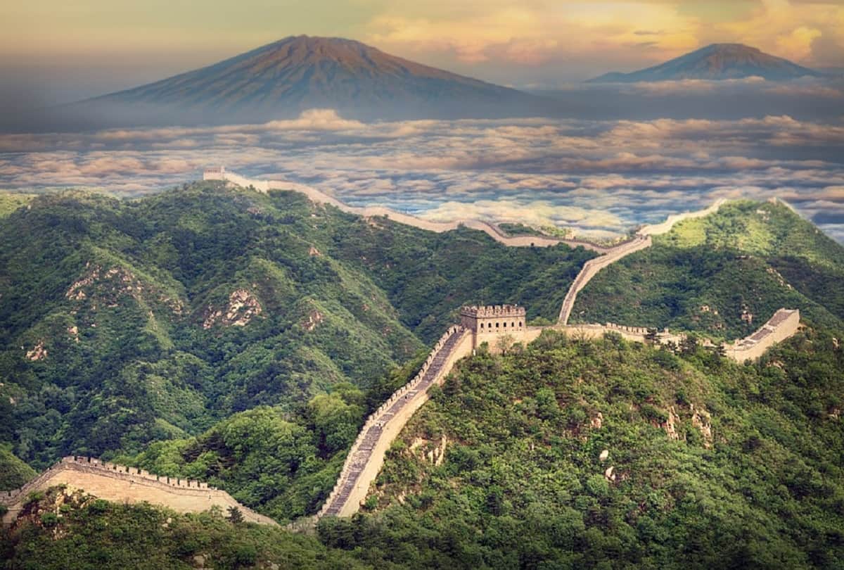 Why China Wall is called Worlds Largest Cemetery know the interesting facts