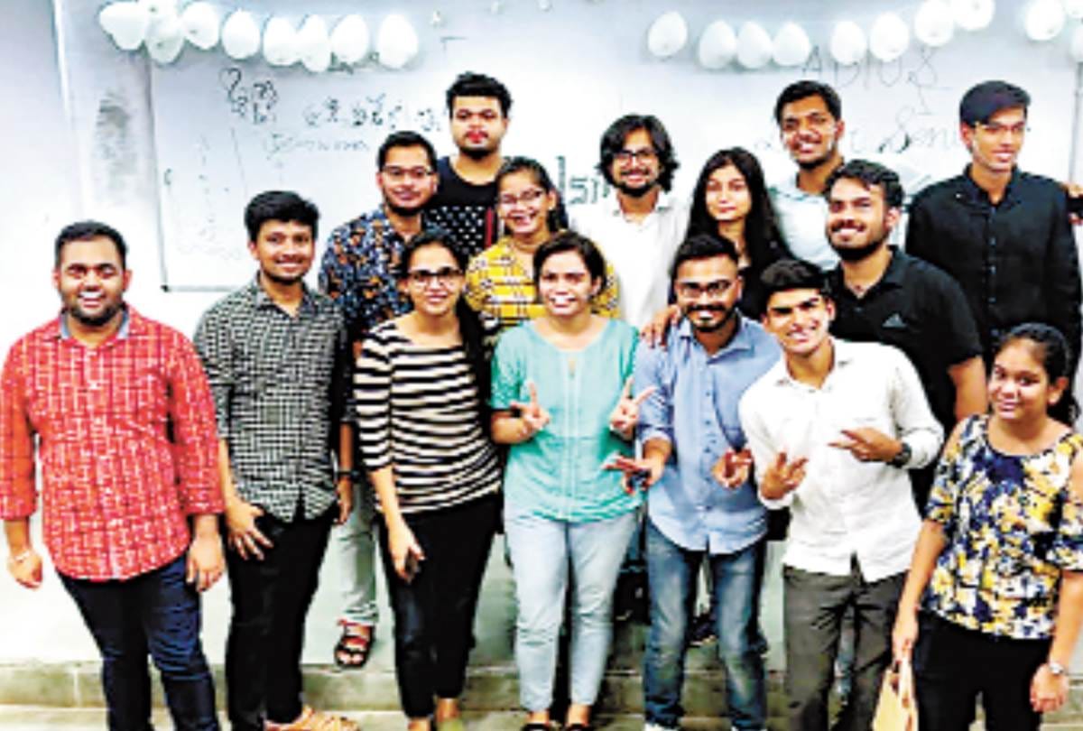 students    club conducts debates and group discussion competitions in IIT