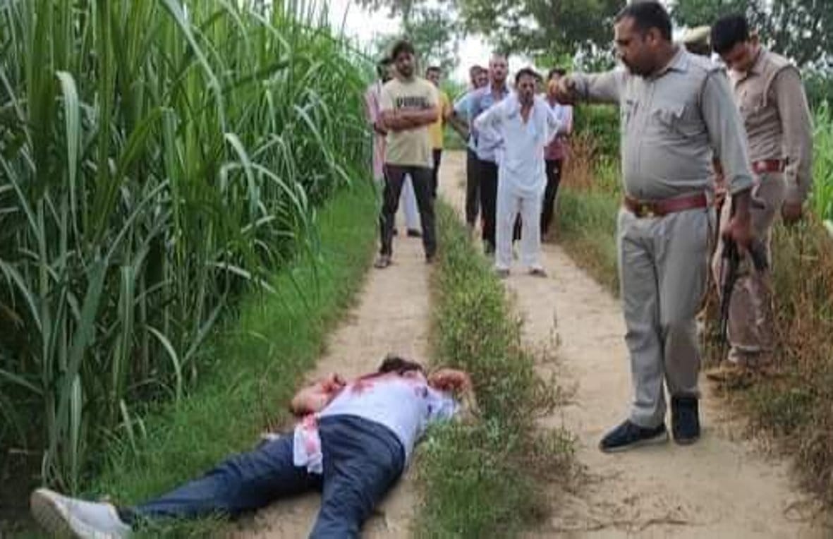 Sanjay Khokhar was standing between Chhaprauli chairman's chair and Shravan