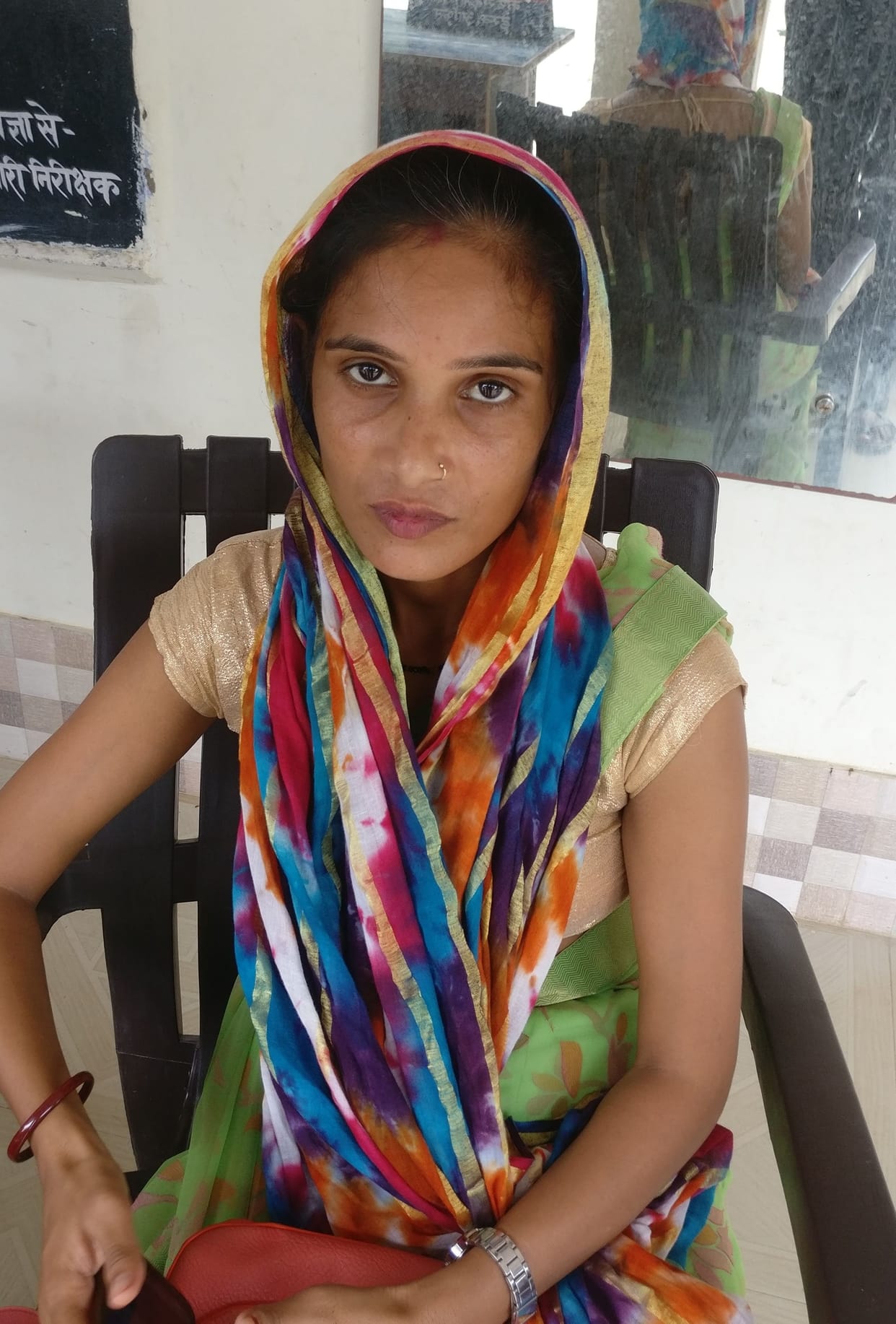 the love for which she left husband, he left in middle