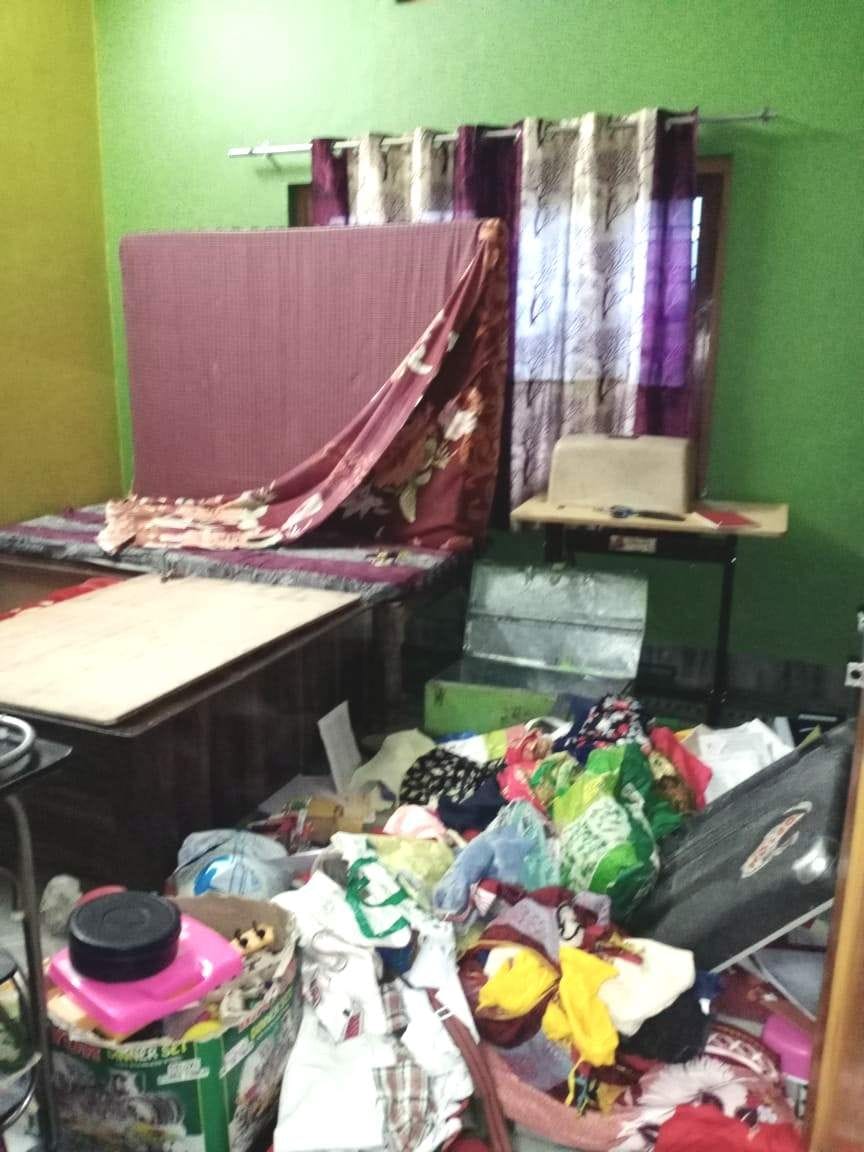 Burglars burglar inside house in Rousafarm