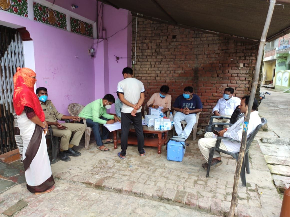Pratapgarh: Old man dies of Corona, District Social Welfare Officer also infected