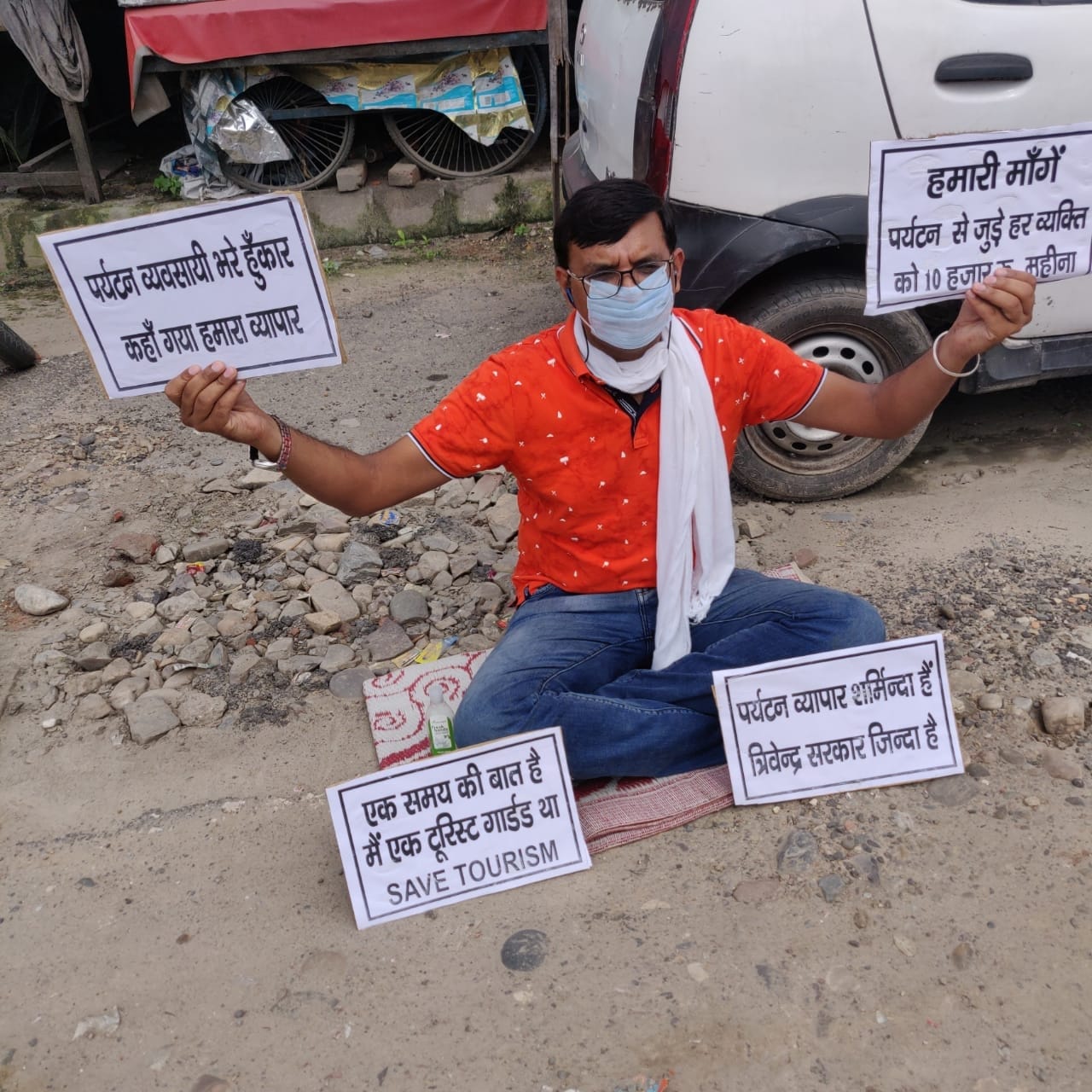 coronavirus in uttarakhand latest news : haridwar taxi maxi and tour travel association protest photos