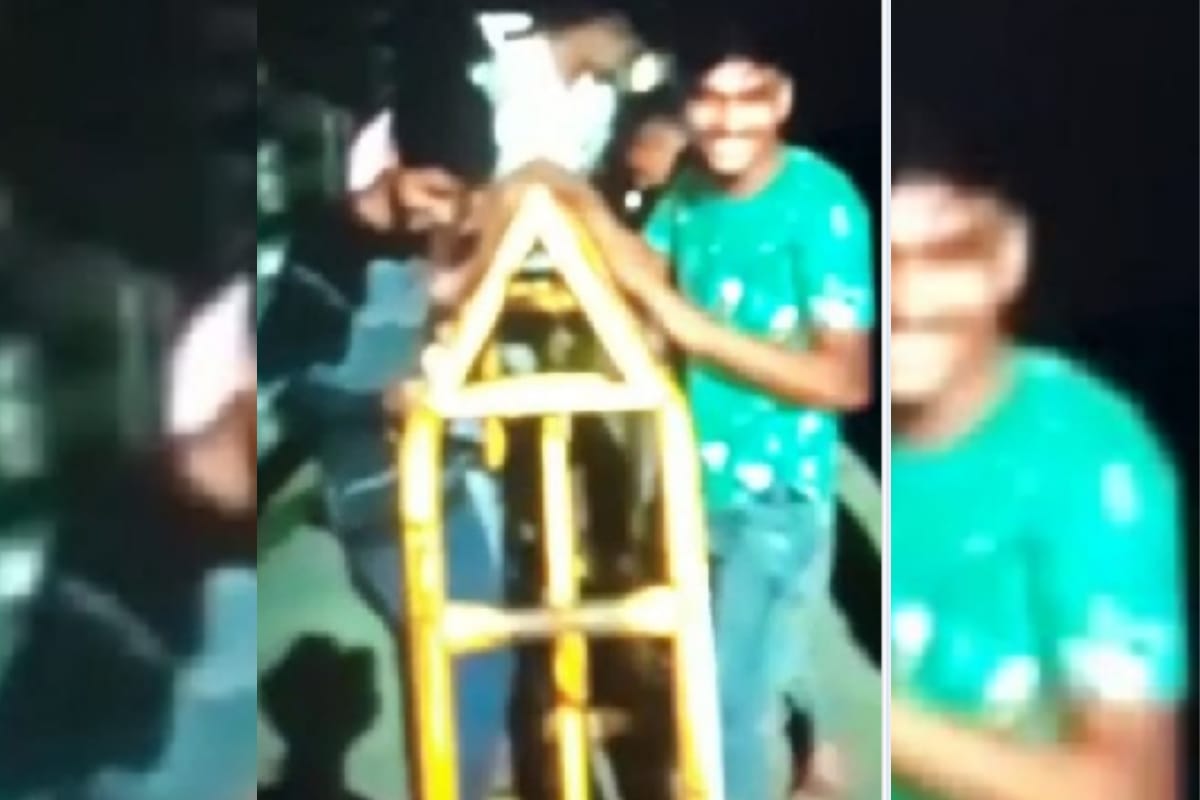 Baghpat Police seal hotspot, youths takes away barricade, video goes viral on social media