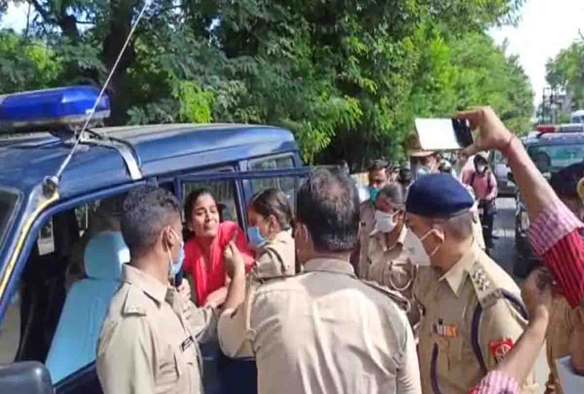 Kanpur Kidnapping Case: Father-sister clash with police on strike