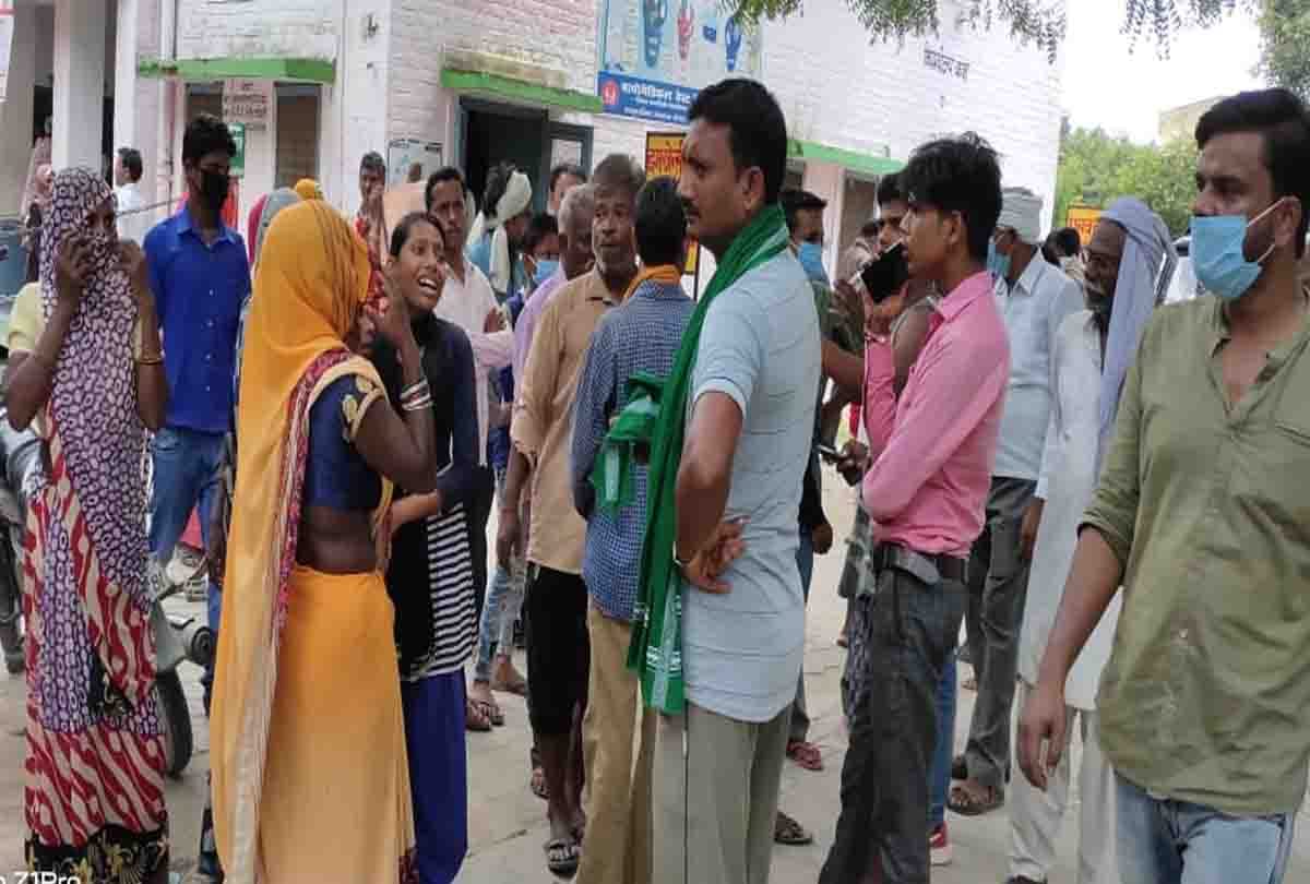 two died in road accident in fatehpur up