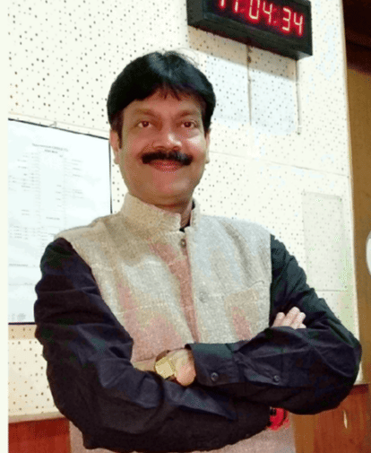 Hindi Hain Hum: Hindi speaking people in the world are fluttering in many areas