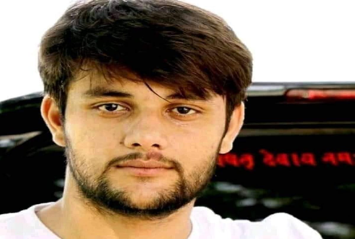 Ghaziabad councilor husband who is accused of murder writes post on social media picture abhi baki hai