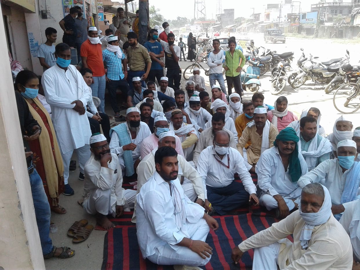 Muzaffarnagar: Bank manager siege on high interest collection