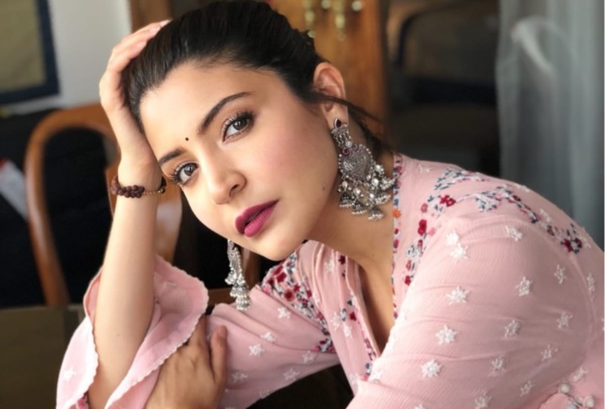 wear heavy earrings without pain like bollywood actress