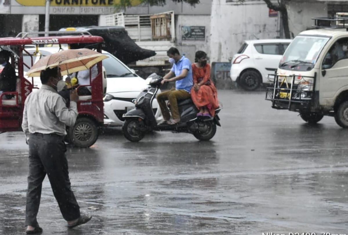 Gorakhpur weather update heavy rain start see latest photos