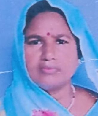 lady died in accident in fatehpur
