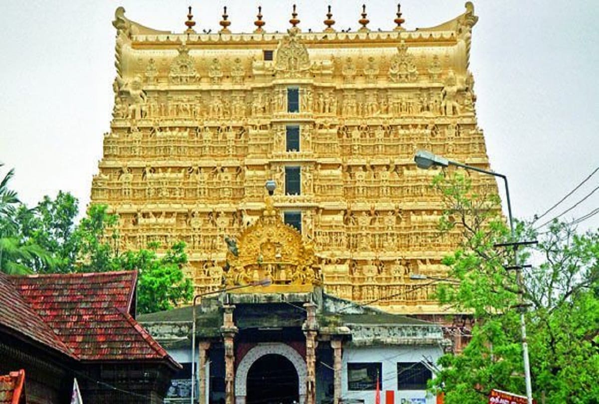 Mysterious Story of Padmanabhaswamy Temple where lots of treasure hidden behind 7th door
