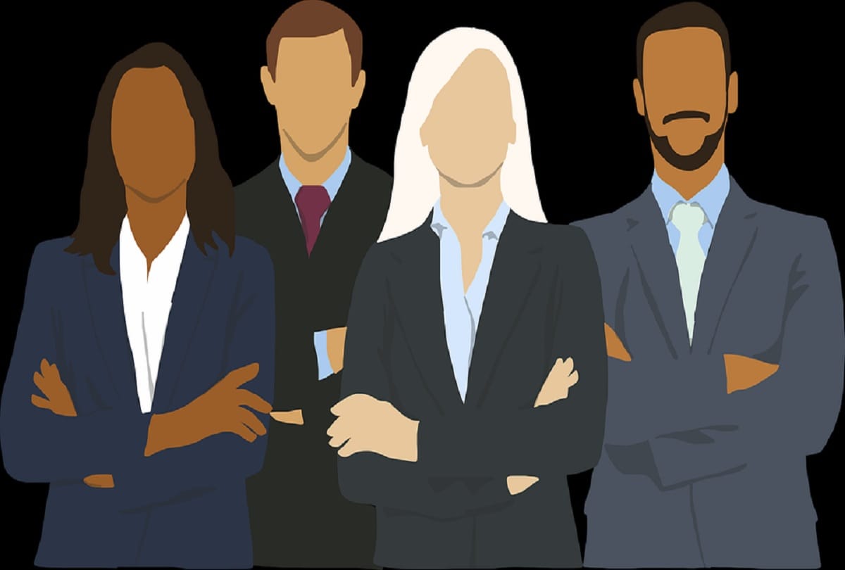 women attract her own business with these skills
