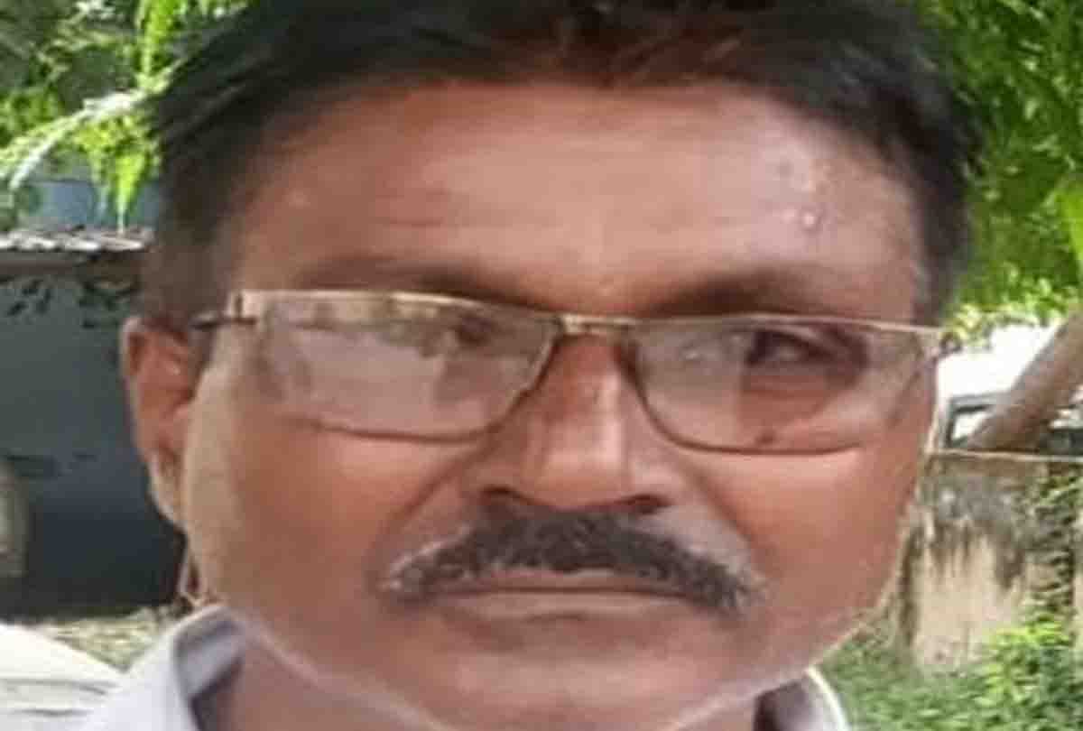 19 lakhs blown out of retired officer account in fatehpur