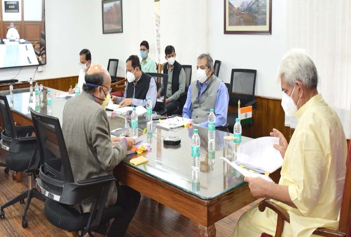 Administrative Council approves upgradation and improvement of Mughal Road SRINAGAR jammu kashmir