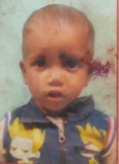 The girl died vehicle while playing outside the house