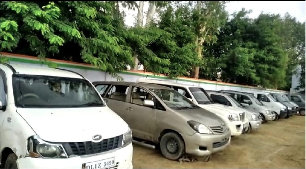 Interstate gang was stealing luxury car from the city, 13 arrested
