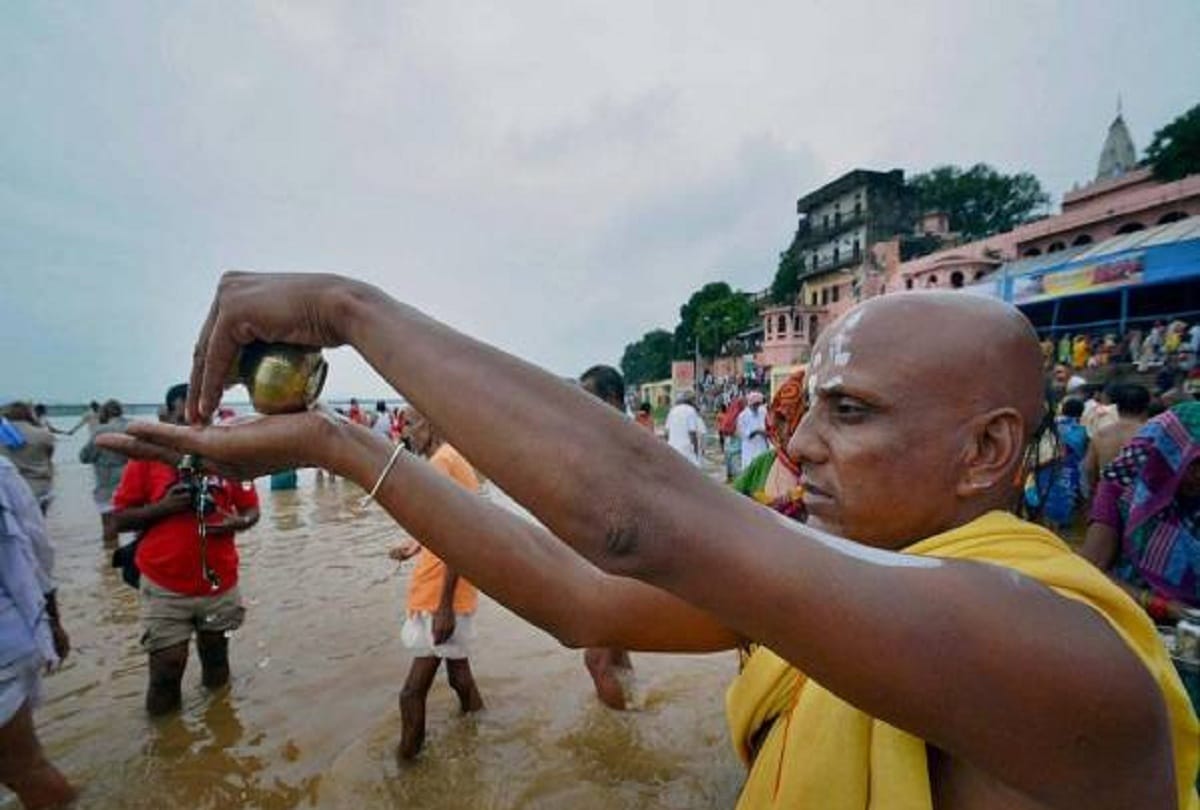 The water near the Falgu river near the Vishnupad temple will remain throughout the year