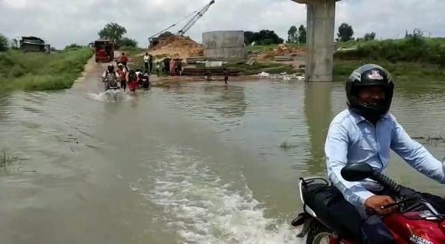 Yamuna's water level rises, disconnection from many villages
