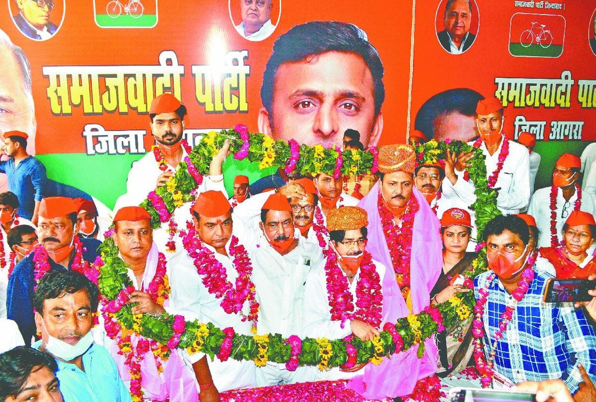 SP preferred new faces in the metropolitan executive in agra