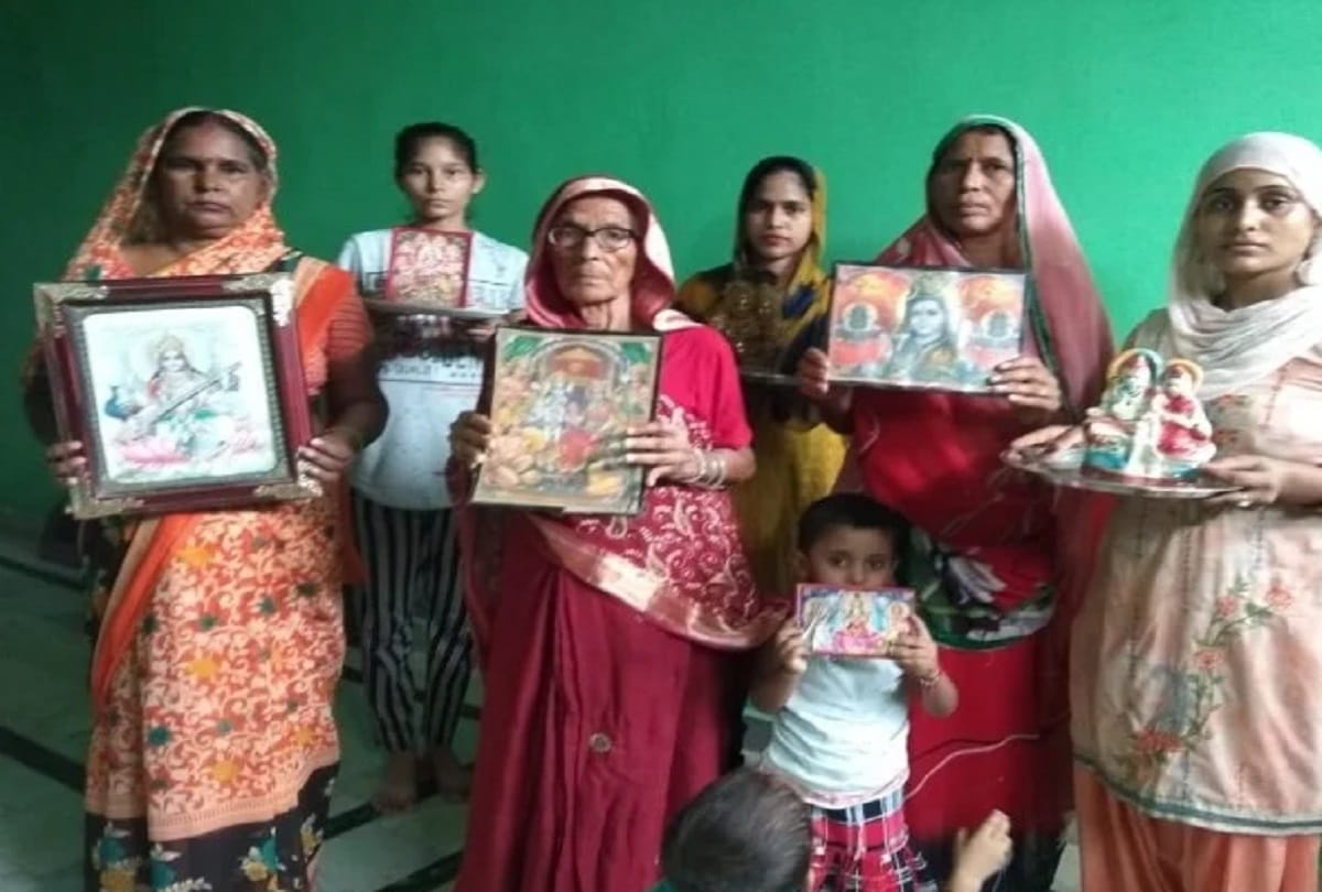 Aligarh: Gram Pradhan distressed by MP, asked for conversion