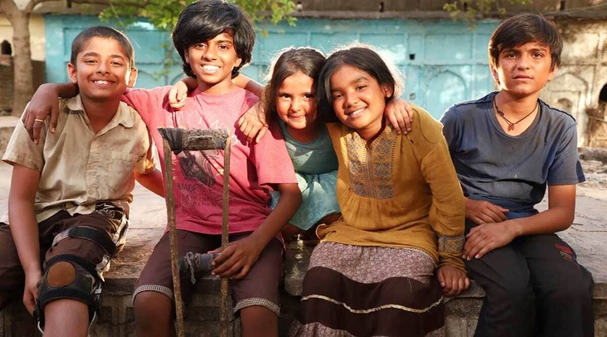 ZEE5 original film Atkan Chatkan song Daata Shakti de out sung by Amitabh Bachchan and presented by AR Rahman