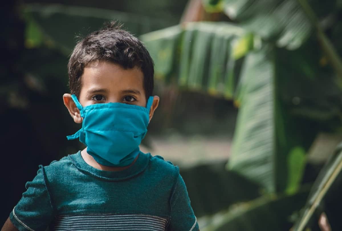 Coronavirus Vaccine updates in hindi China vaccine update Sinovac Biotech test Covid 19 vaccine on kids and teens