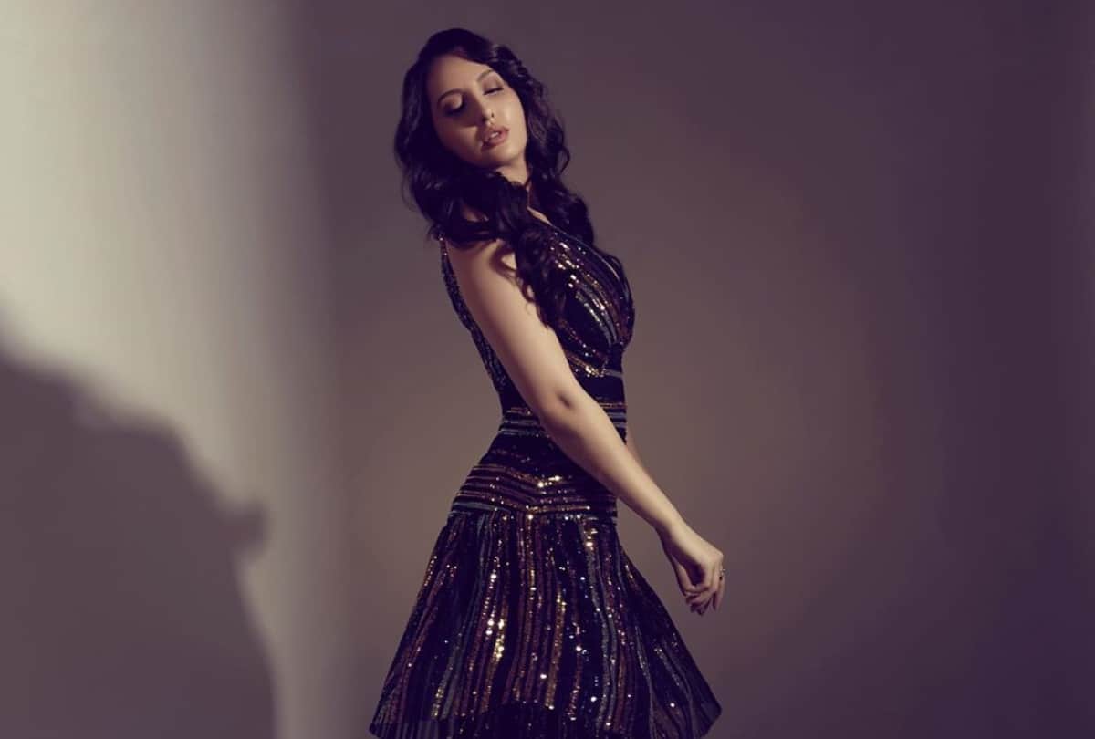 nora fatehi stylish glamorous photos hd latest nora fatehi in her new shimmery attire