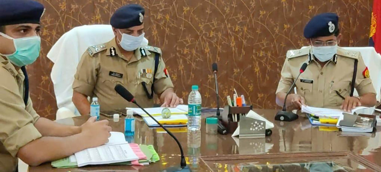 One hundred policemen have been infected in the zone so far