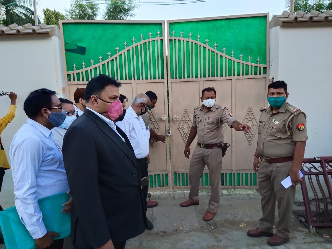 Prayagraj Crime News: Two properties worth crores of Attic attached to Gangster Act