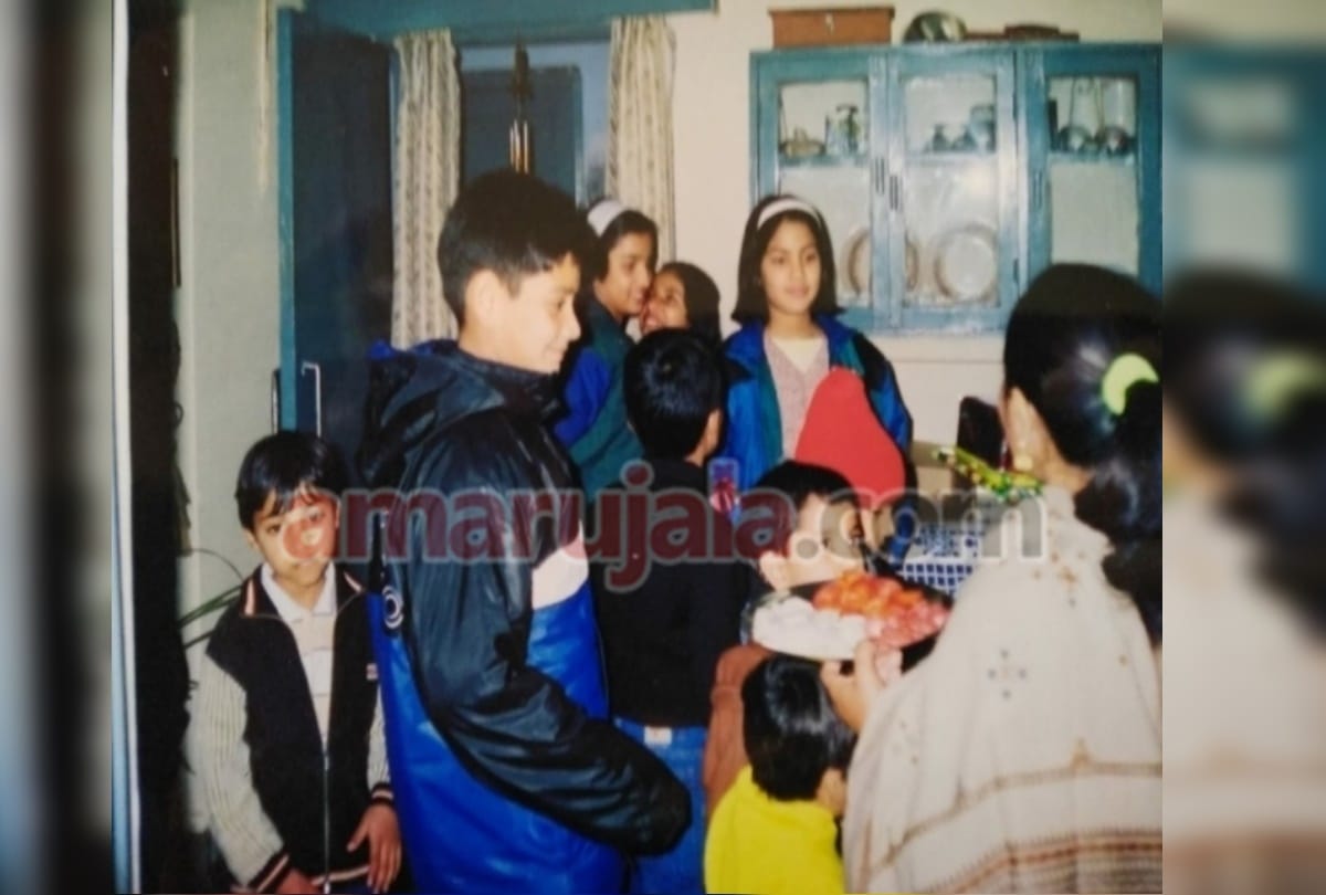 Rhea Chakraborty Read In Agra St. Clairs School Know About Childhood