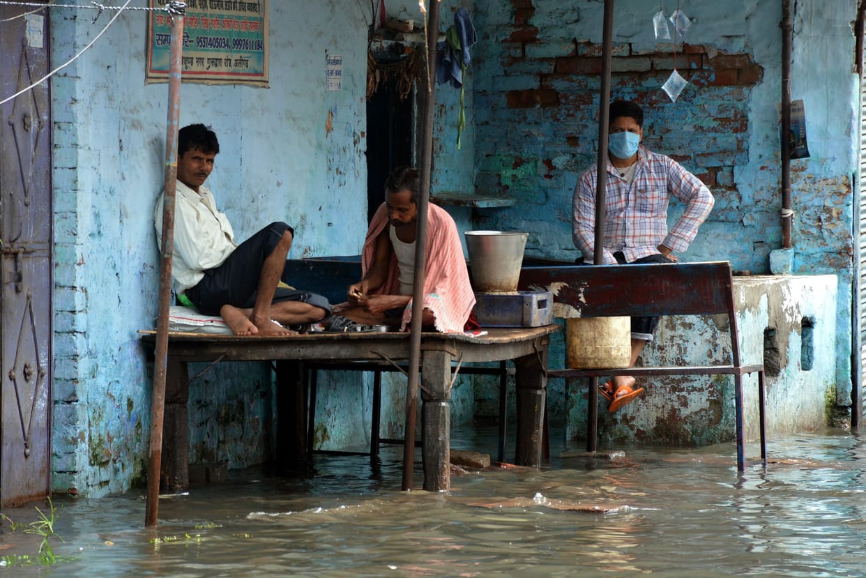 Waterlogging on roads of aligarh