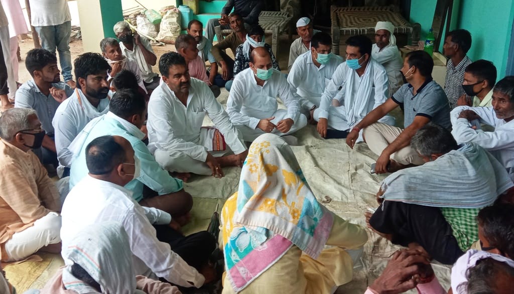 Khoram in Mubarikpur due to the death of three laborers in 15 days