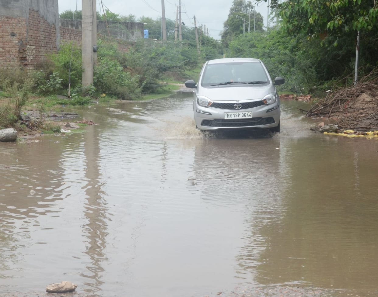 Rainwater will be extracted from the city through 10 pipe sets