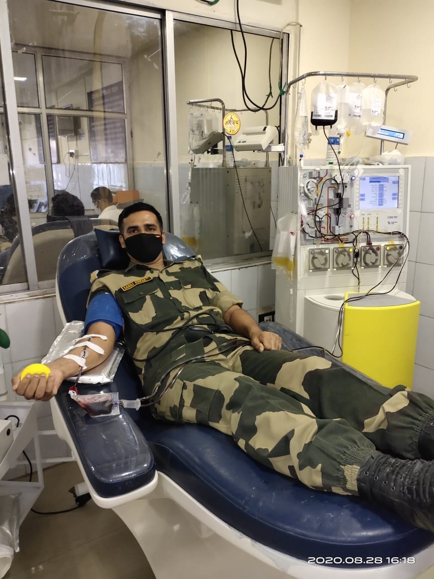 BSF jawans donated plasma after recovery from covid 19 infection for plasma therapy