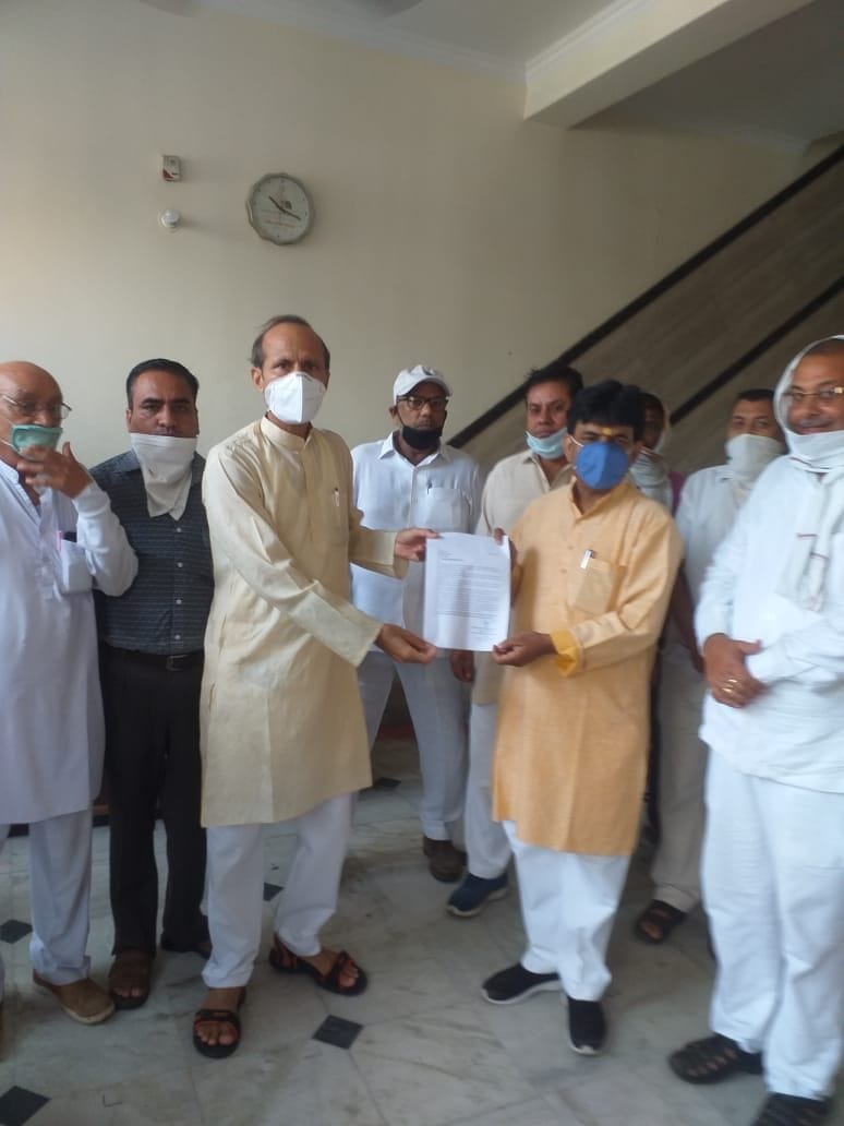 Brick maker's delegation met the Minister of State