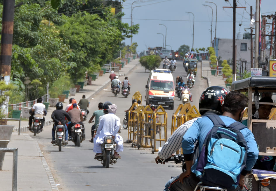 Weekly lockdown repulsed crowds