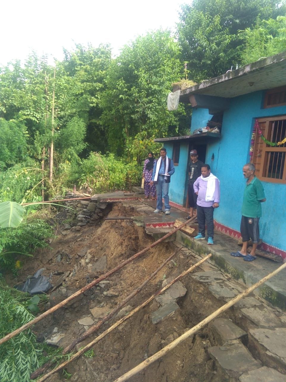Aapada in Garur