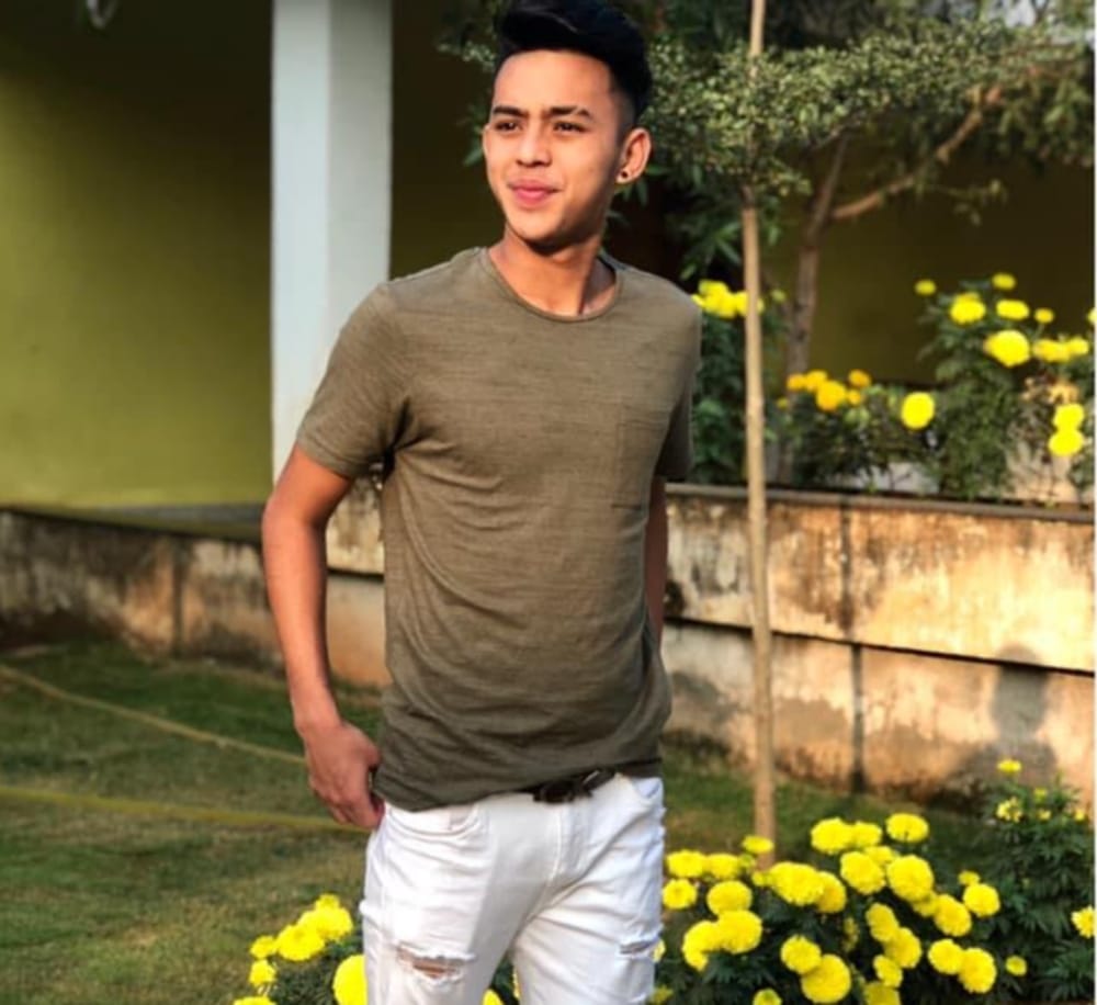 National Sports day 2020 special story from uttarakhand : Rohit Danu, footballer of Bageshwar, achieved high status