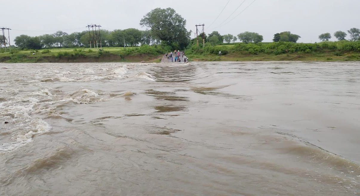 rivers boom, road routed