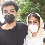 भाई शौविक के साथ रिया चक्रवर्ती (फाइल फोटो)