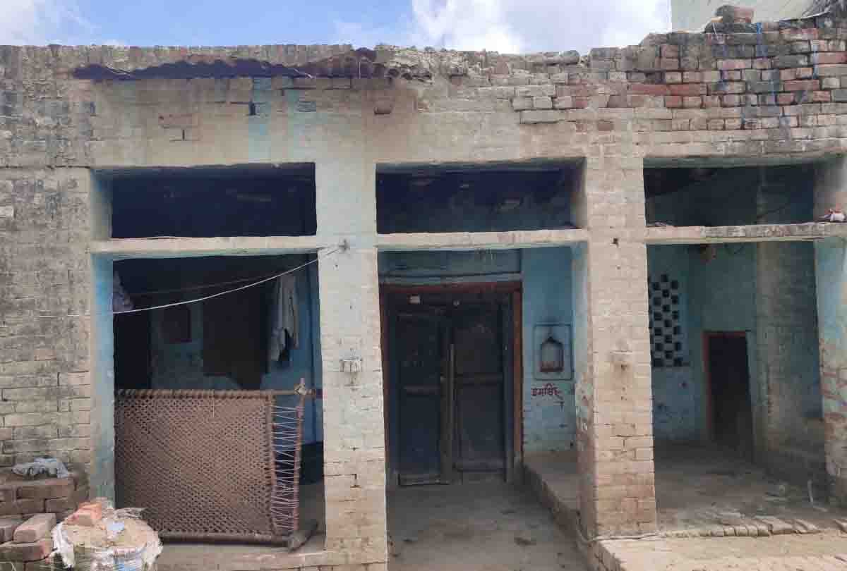 Female soldier's husband murdered with a sharp weapon