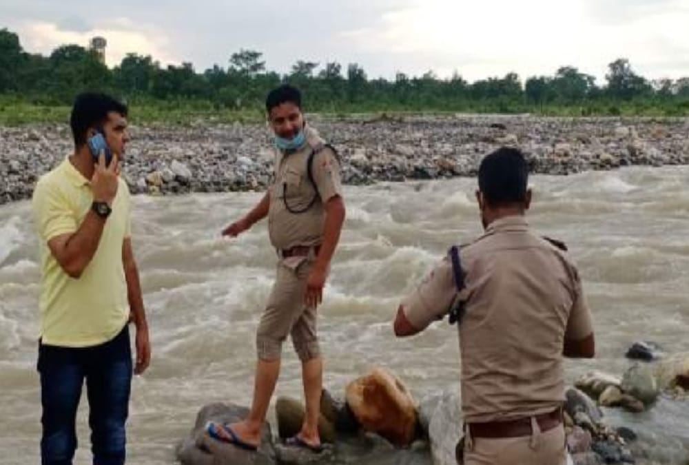 Ganesh Visarjan 2020: Boy Drown during Take Selfie of Ganesh Visarjan in maldevta, Photos