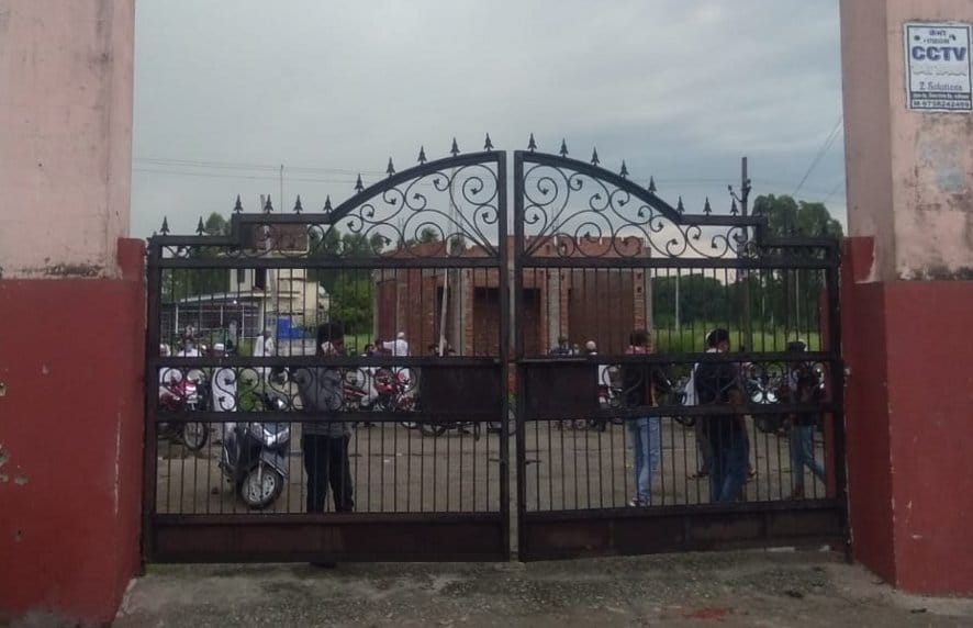 Mandi committee sealed on getting infected